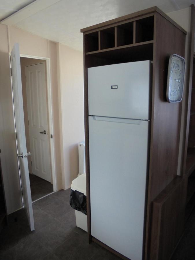 Kingfisher : Seabreeze:- 6 Berth, Enclosed Veranda, Close To Site Shop インゴールドメルズ エクステリア 写真