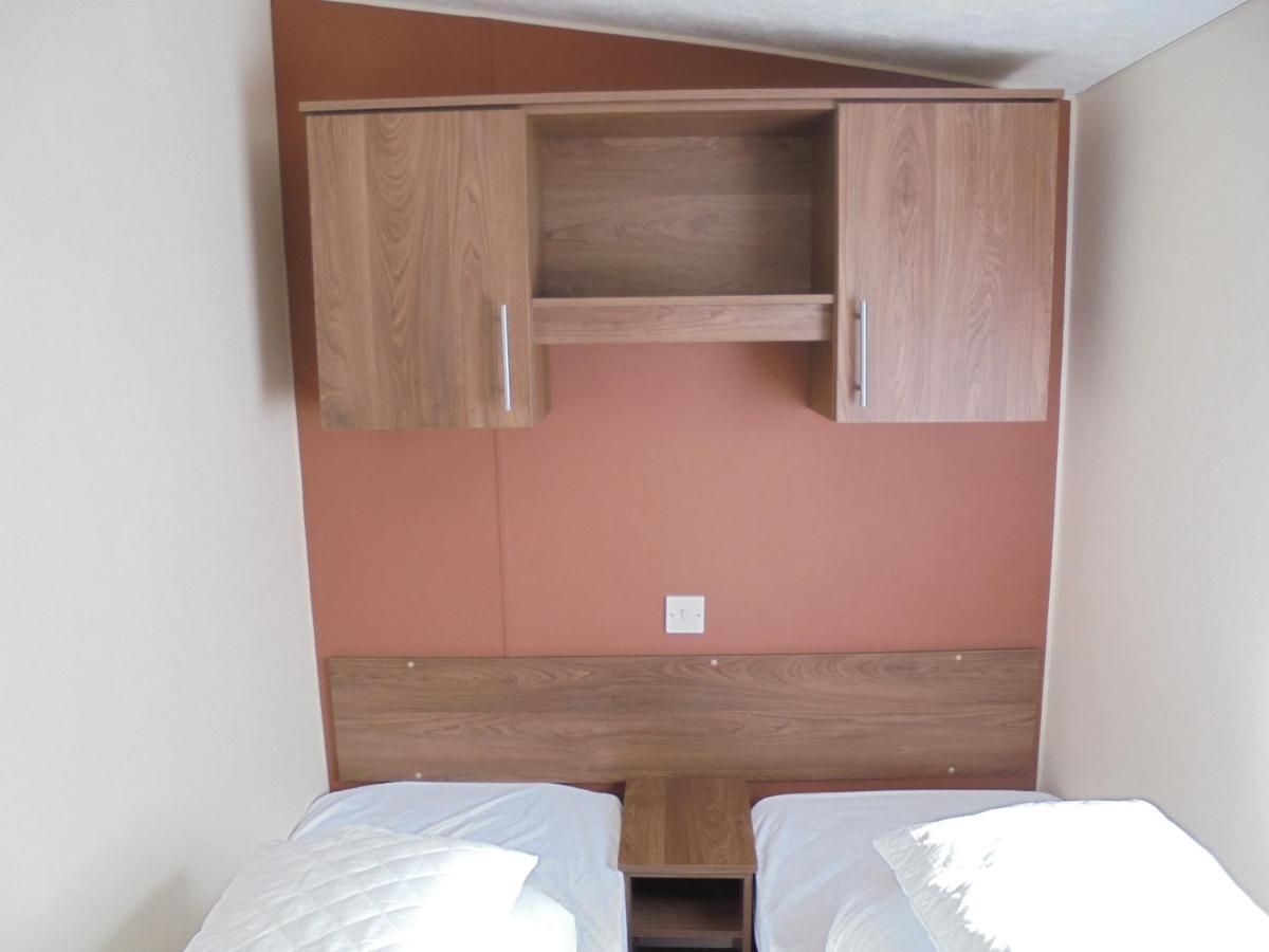 Kingfisher : Seabreeze:- 6 Berth, Enclosed Veranda, Close To Site Shop インゴールドメルズ エクステリア 写真