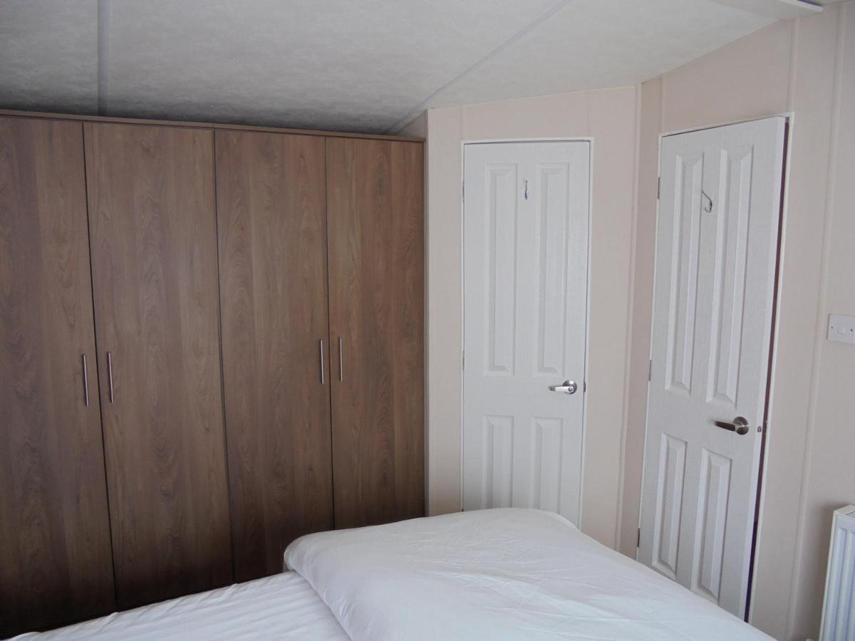 Kingfisher : Seabreeze:- 6 Berth, Enclosed Veranda, Close To Site Shop インゴールドメルズ エクステリア 写真