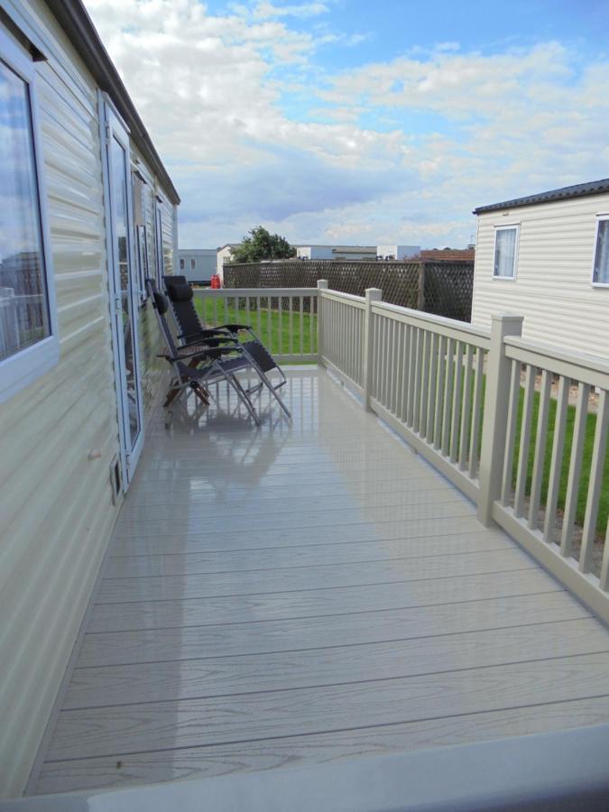 Kingfisher : Seabreeze:- 6 Berth, Enclosed Veranda, Close To Site Shop インゴールドメルズ エクステリア 写真